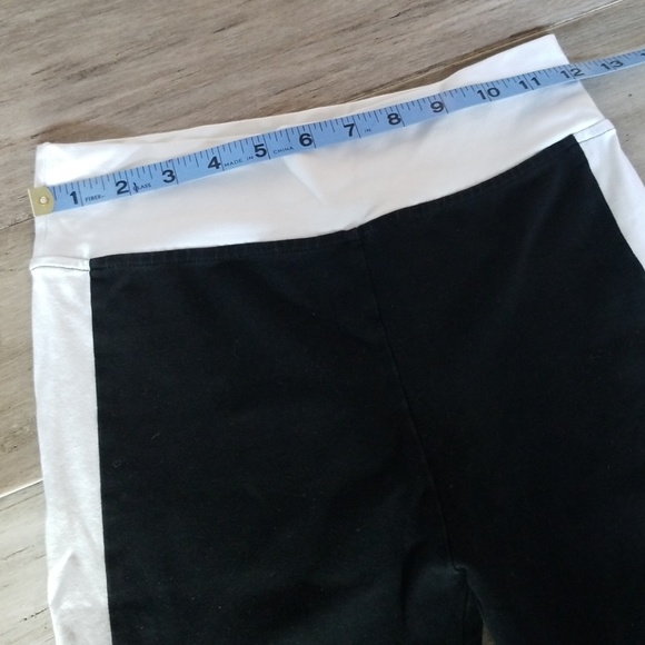 Colorblock Athletic Leggings with Pocket - Picture 9 of 9